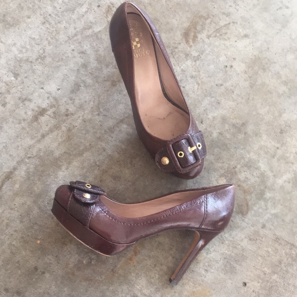 Size 9 Brown Leather Platform, Round Toe Pumps